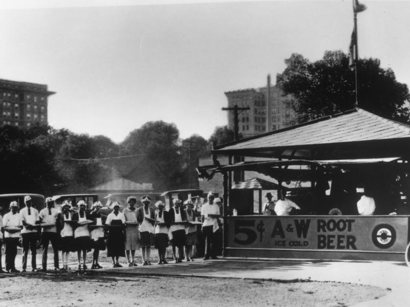 A&amp;W Root Beer stand on State St., Salt Lake City, 1926