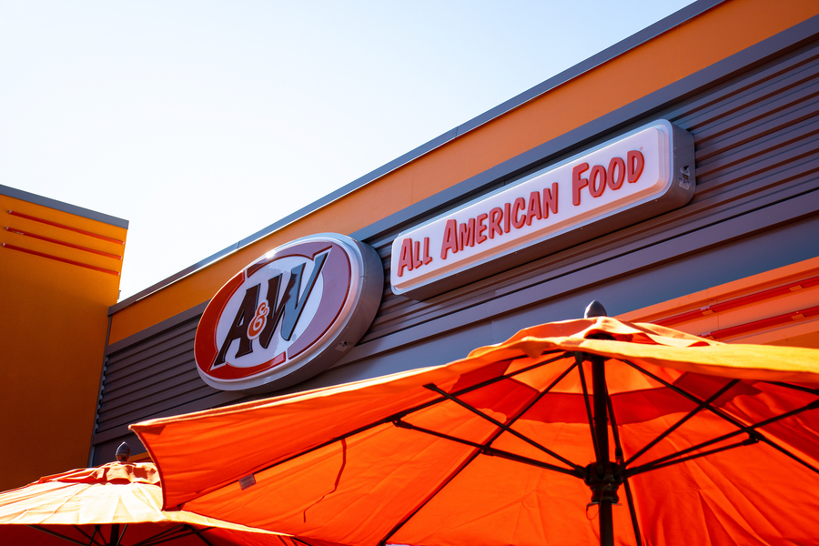 Exterior photo of A&W Restaurant sign during the daytime in Richmond, KY. 